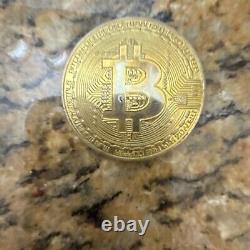 Physical Bitcoin Commemorative Coin Gold Color Collection Collectible NEW