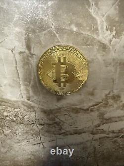 Physical Bitcoin Commemorative Coin Gold Color Collection Collectible NEW