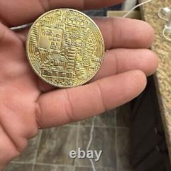 Physical Bitcoin Commemorative Coin Gold Color Collection Collectible NEW